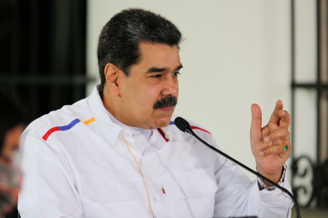 Maduro lanza su candidatura a las primarias de la oposición