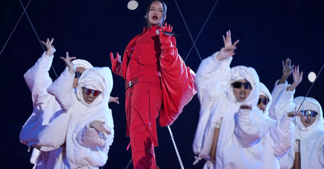 Super Bowl pierde el 100% de televidentes justo en el momento que termina el show de Rihanna