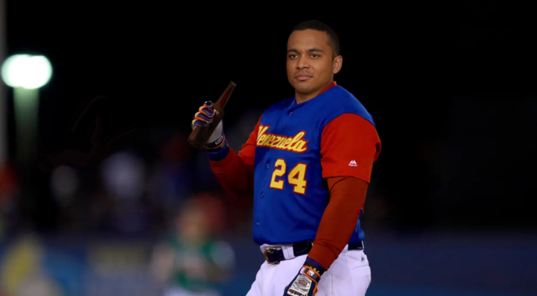 Beisbolista engrapa la pea de la LVBP con la de La Serie del Caribe y la del Clásico Mundial de Béisbol