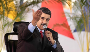 Maduro anuncia límite de robo de 2.500 millones de dólares por funcionario