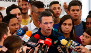 Oposición indecisa entre qué estrategia utilizar ante elecciones que gobierno se volverá a robar