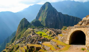Autoridades descubren que túnel por el que se escaparon pranes termina en Perú