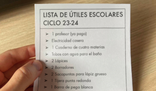 Lista de útiles escolares incluye que alumnos traigan su propio profesor