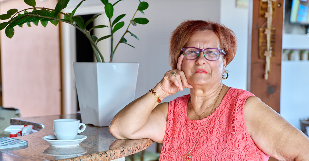 Señora que llegó ilegal por avión explica por qué su asilo es más válido que el tuyo aunque los 2 se iban a joder en Venezuela