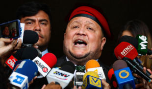 José Brito asegura ser la verdadera oposición de su presidente obrero Nicolás Maduro