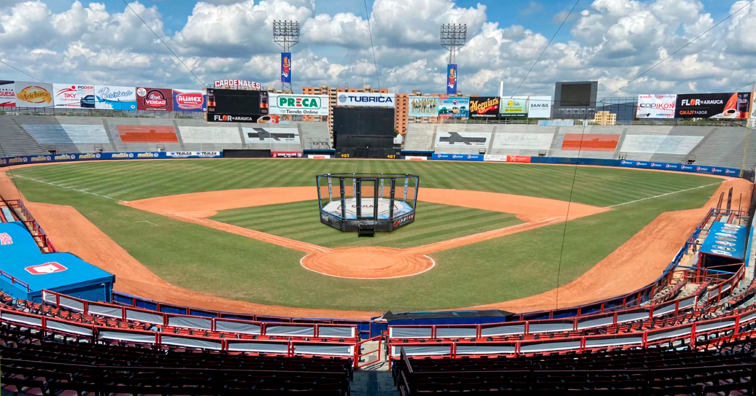 Instalan octágono de MMA para que peloteros festejen después de anotar jonrón