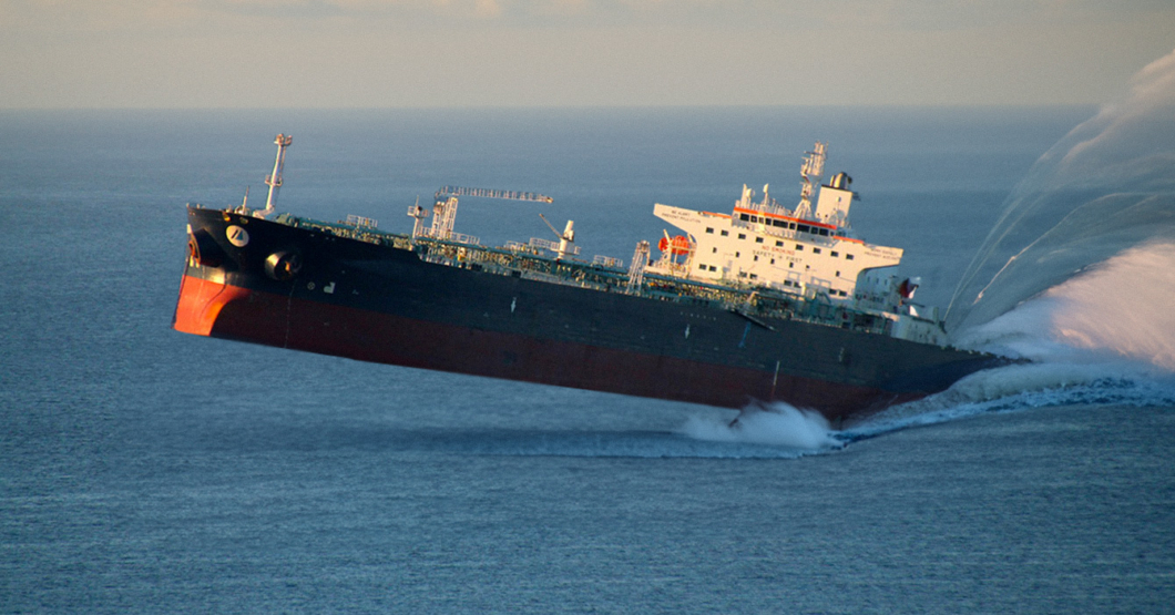 PDVSA suspende piques de buques para disminuir derrames petroleros