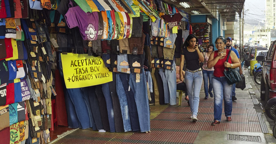 Tienda vende producto en $20.000, un riñón y un ojo de la cara si pagas en bolívares o $20 si pagas en dólares