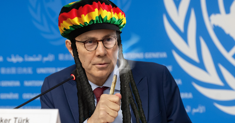 CONTUNDENTE: Alto Comisionado de la ONU prende palo santo para enviarle buenas vibras a Venezuela