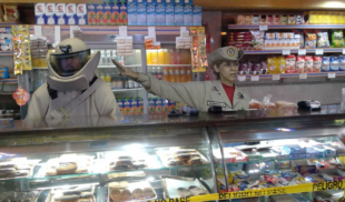 Milicia Bolivariana despliega escuadrón antibombas pasteleras en panadería imperialista