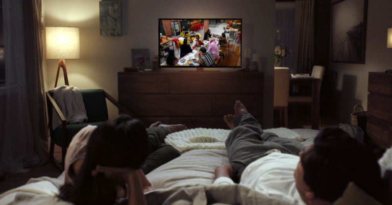 Niño traumado tras entrar a cuarto de sus padres y encontrarlos viendo La Casa de Alofoke