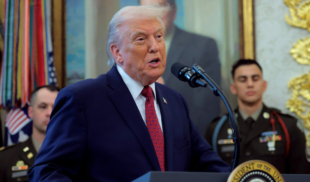 Trump declara guarapita casera como arma de destrucción masiva