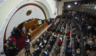 AN aprueba ley para mudar a Venezuela a un planeta sin derechos humanos