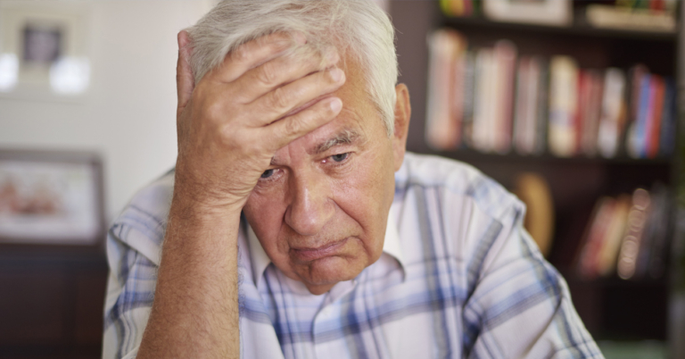 Señor preocupado de que Venezuela se arregle y se llene de venezolanos