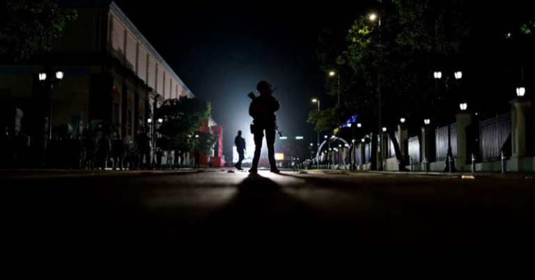 Guardia de Honor neutraliza con éxito peligrosa nube imperialista