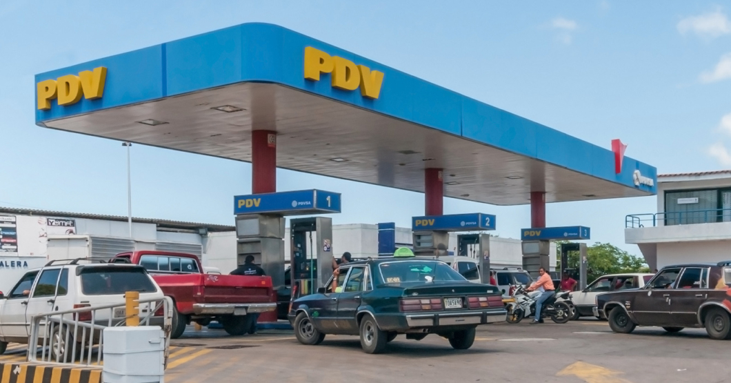 PDVSA vende gasolina premium aceptando tu carro como método de pago