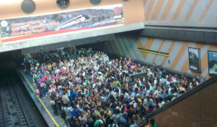 Usuarios del Metro de Caracas no distinguen entre paro de transporte y un lunes cualquiera