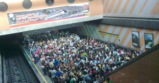 Usuarios del Metro de Caracas no distinguen entre paro de transporte y un lunes cualquiera