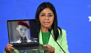 Cargo de Fiscal General de Venezuela será reemplazado por una IA que consiguió Delcy