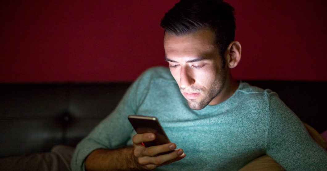 Joven no sabe si le están haciendo ghosting o es que la chama no tiene luz