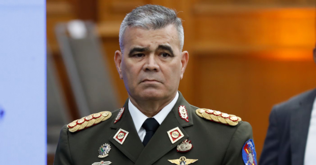 Padrino López vuelve de su retiro tras ver lo que cobra un pensionado