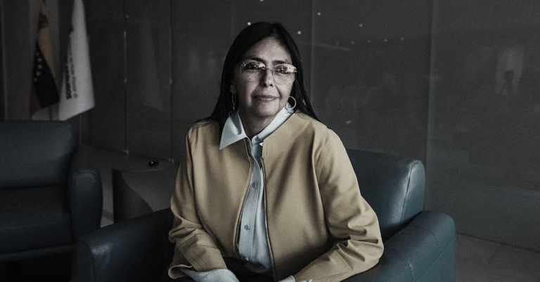 Los primeros 100 días de Delcy en números: