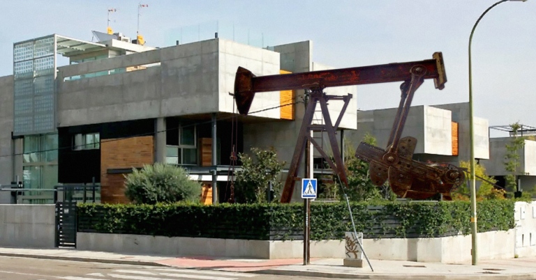 Autoridades españolas hallan balancín de PDVSA en casa de Zapatero