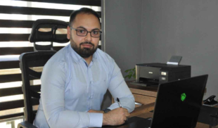 Jefe despide a chamo que va ganando en la quiniela de la oficina