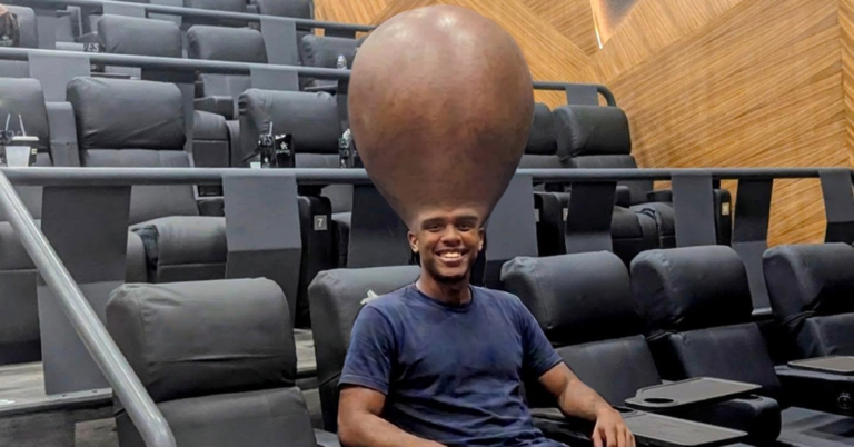 Experiencia de cine VIP incluye sillas más grandes para el mojón mental