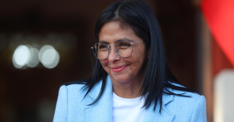 Gobierno anuncia el regreso a no tener clases