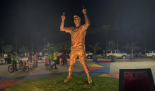 Estatua de Messi en Maracaibo se va del país por culpa de los apagones