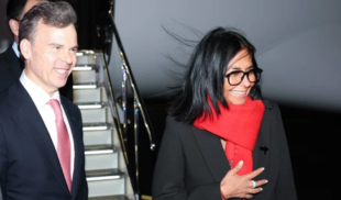 Delcy se convierte en única venezolana en Estados Unidos que ICE no quiere capturar