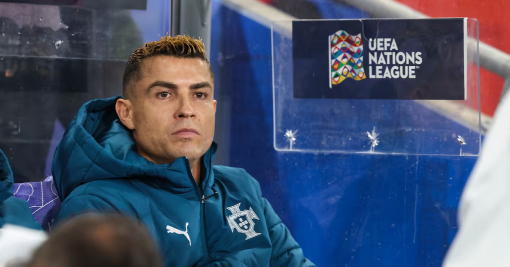 Cristiano Ronaldo se retira de la selección porque nadie le besa los pies en el vestuario