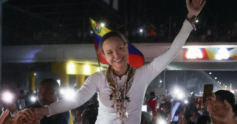 9 razones por las que Maria Corina regresó al país